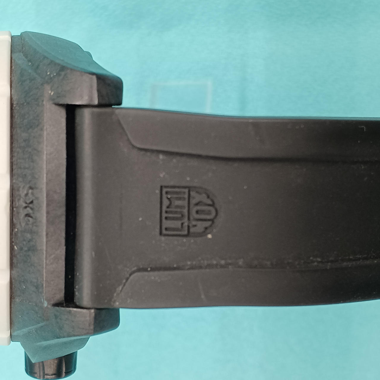 ベルトの汚れ、使用感強め