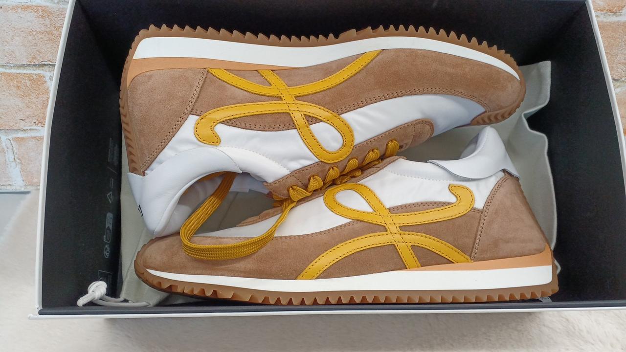 ロエベ(LOEWE)|スニーカー フローランナー|【ハードオフ公式通販】オフ