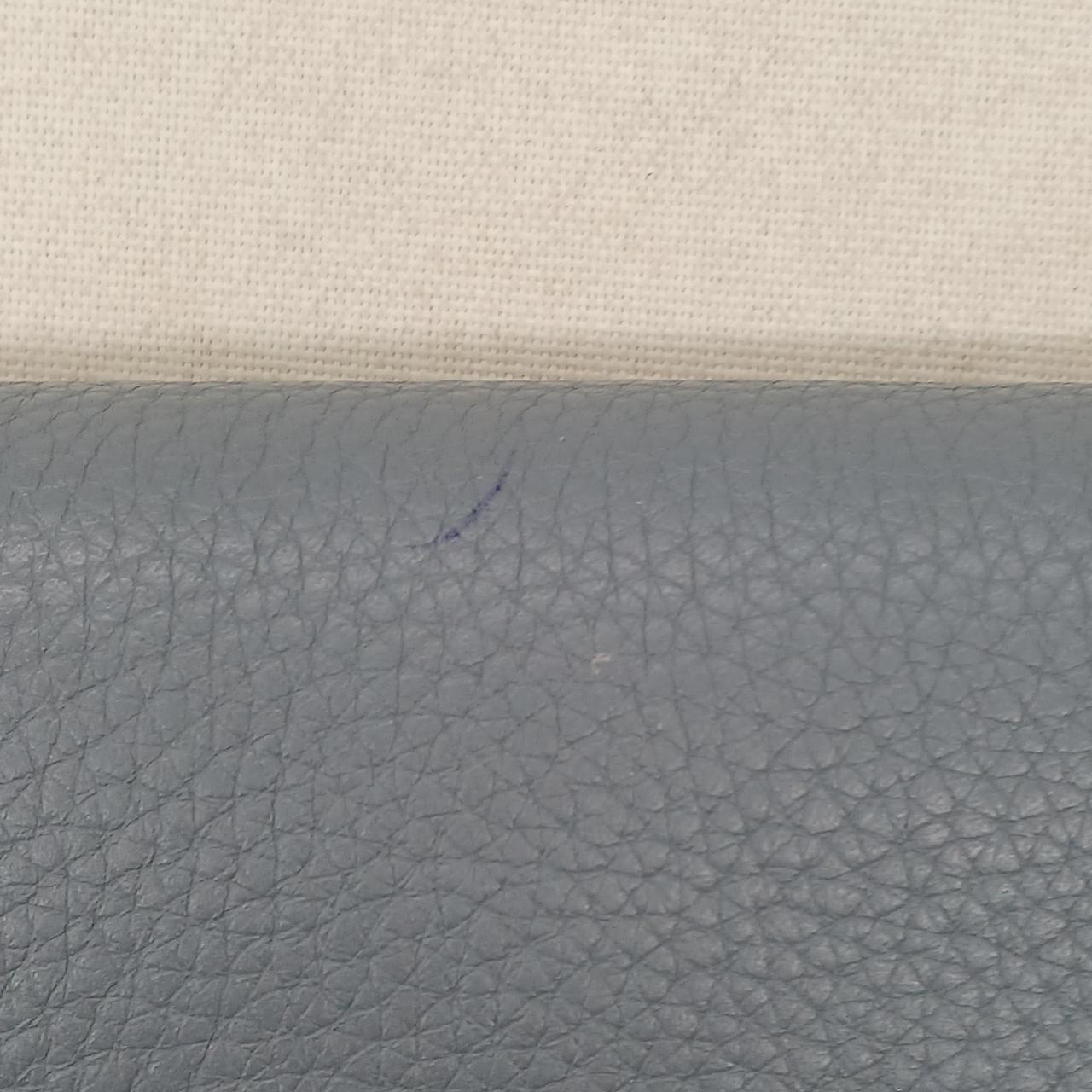 薄くペン跡あり