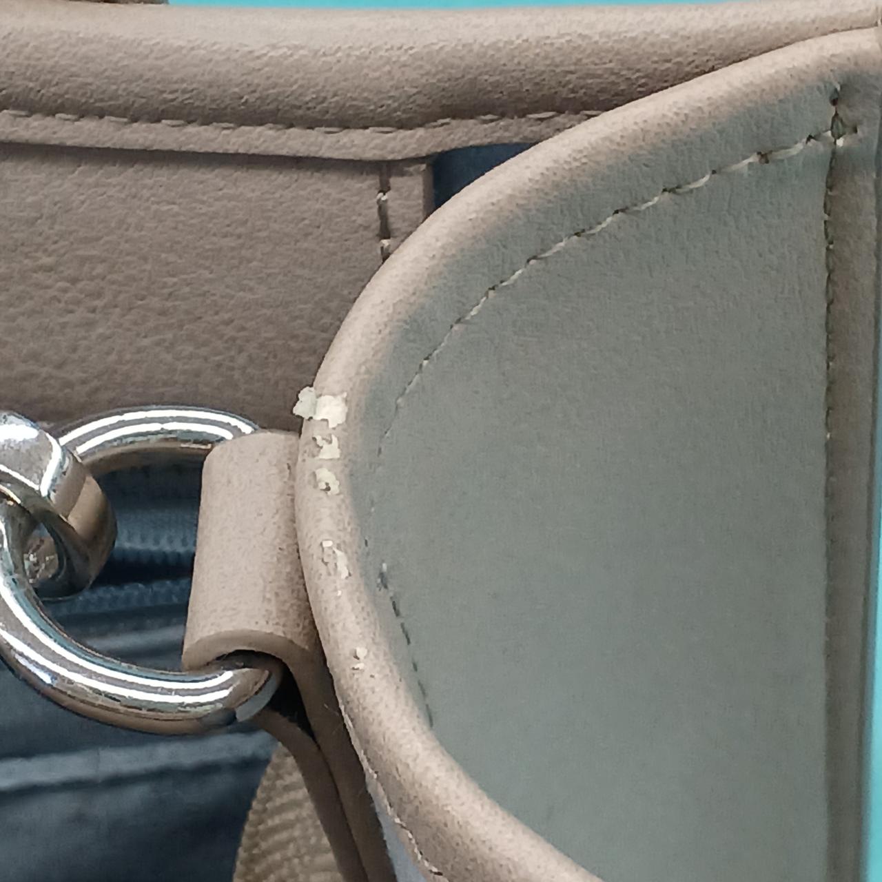 少々剥がれあり