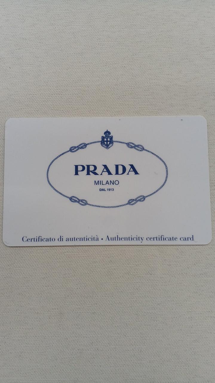 付属品:ギャランティカード表面