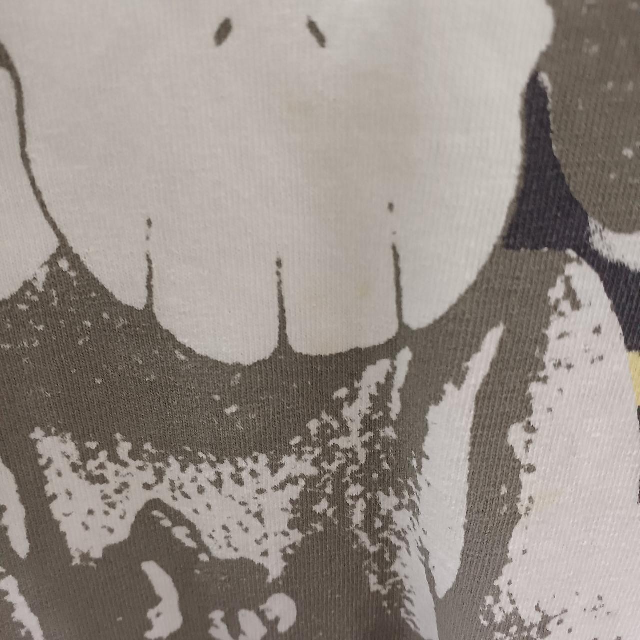 表面シミあり