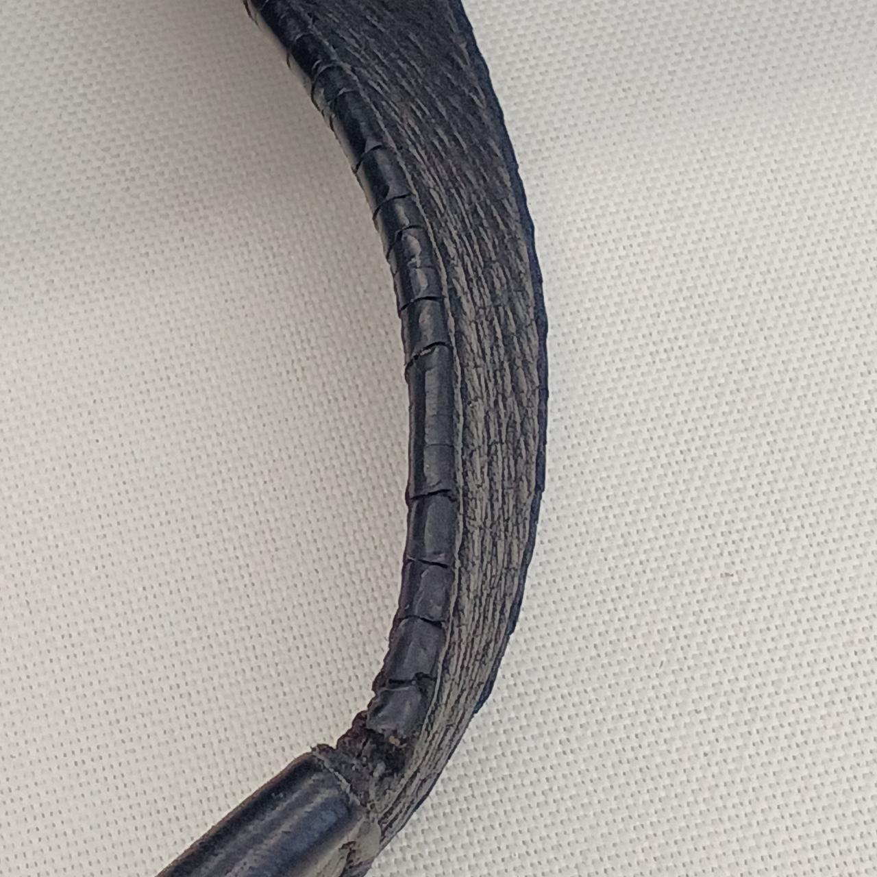 持ち手細かいひびあり