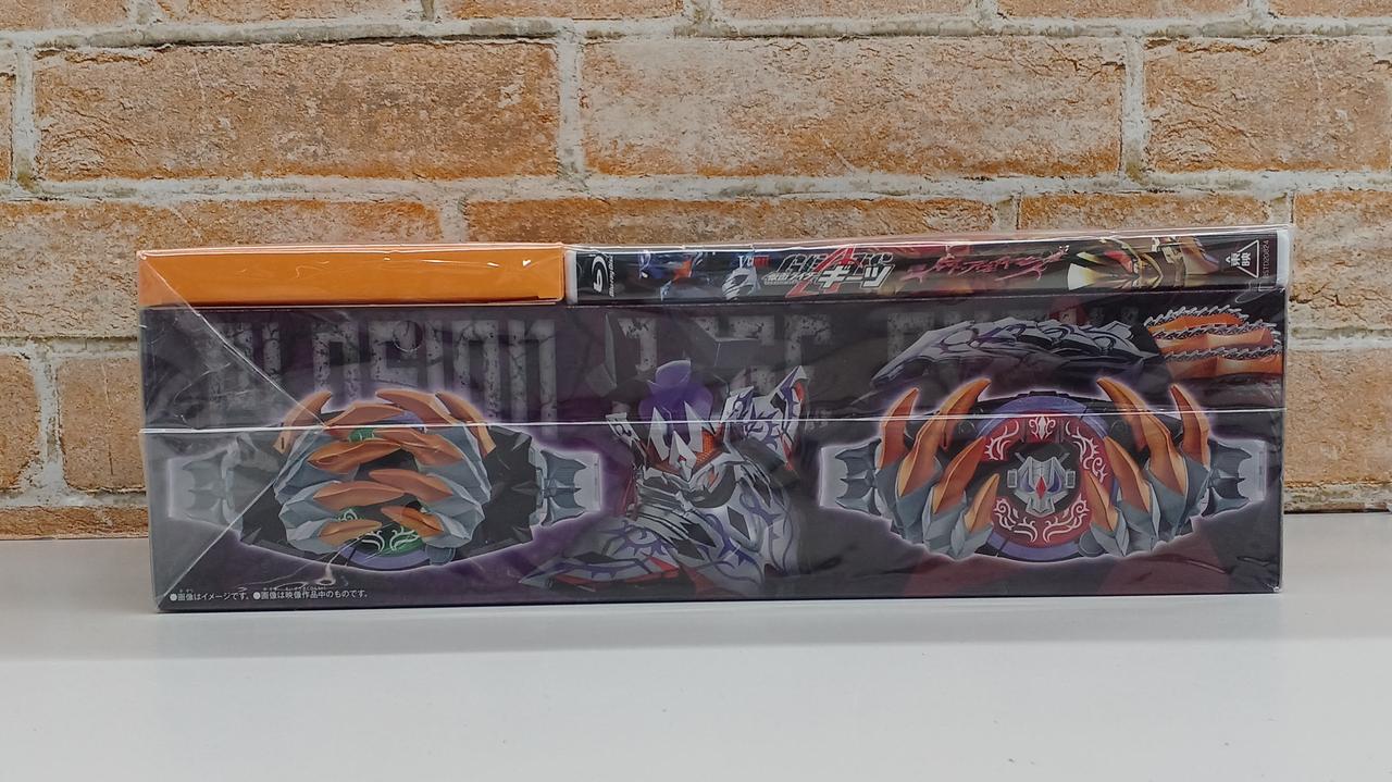 未開封　DXプロージョンレイジバックル(おまけ付き) DXプロージョンレイジバックル版」に付属する玩具のイメージ