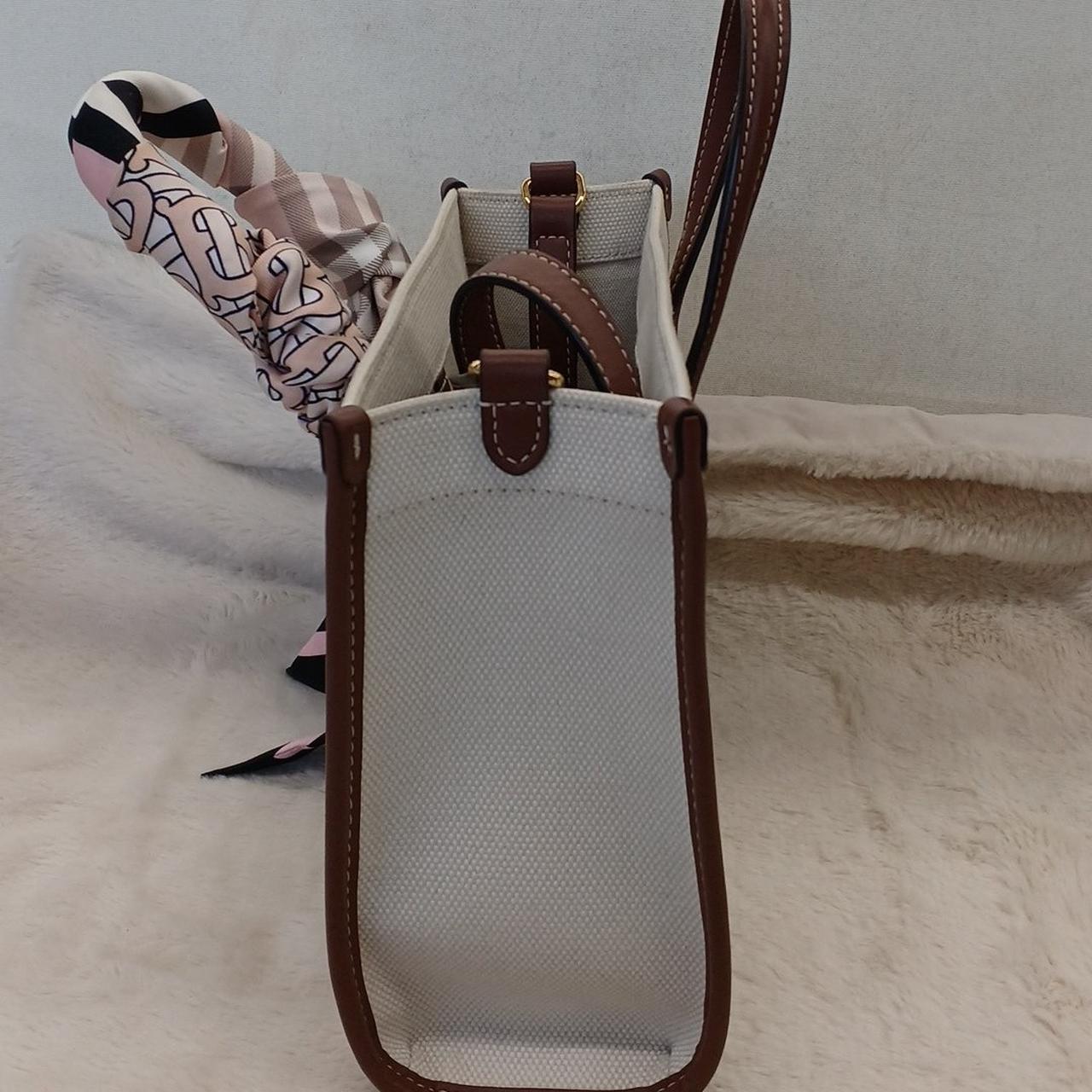 バーバリー(BURBERRY)|フレヤトートバッグ スカーフ付き|HARDOFFオフ