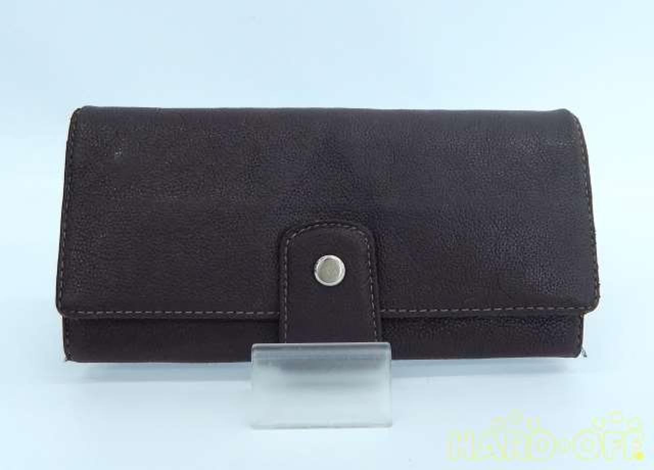 色はブラウンです