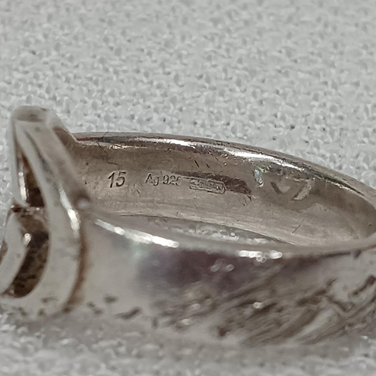 925の隣に☆1697AR記載あり