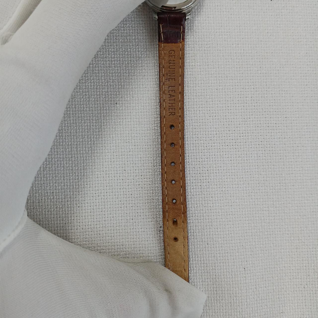 バンド部分、全体的に使用感あります。