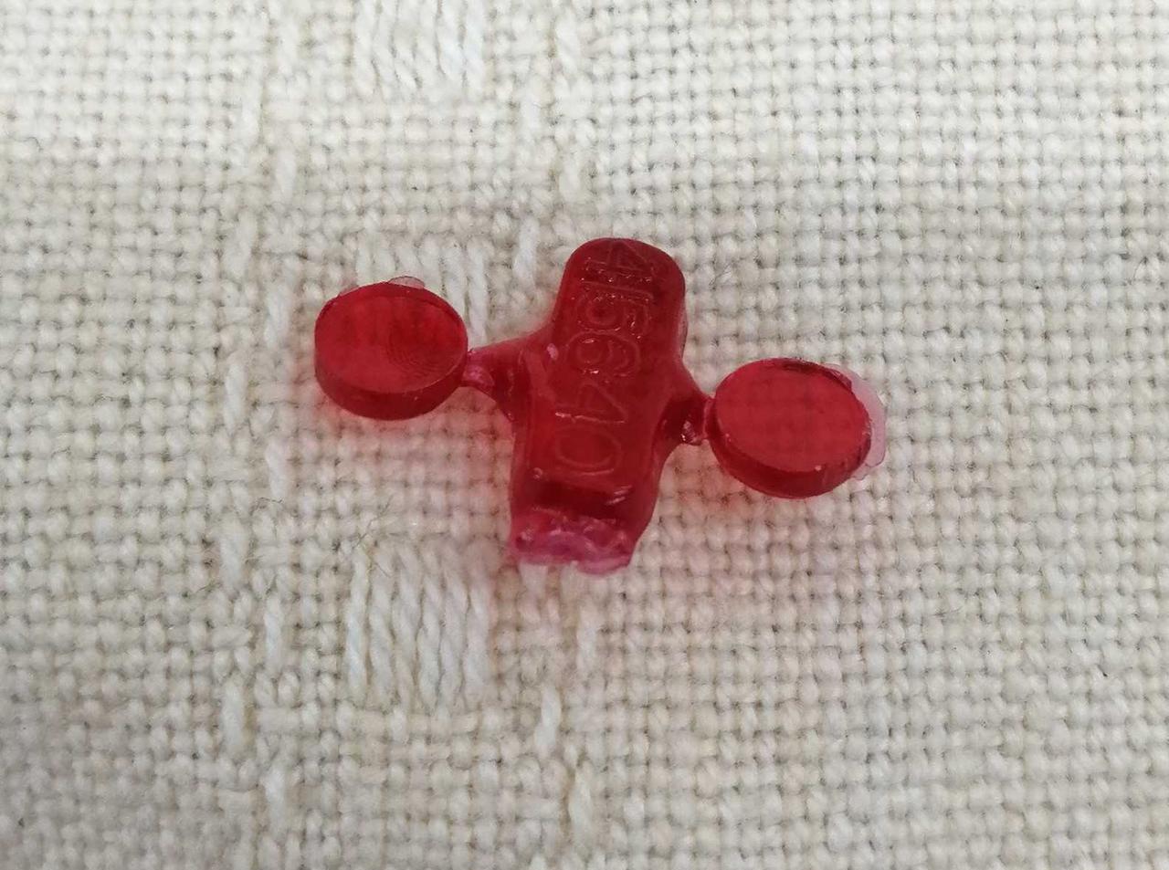 このパーツ部分に欠損あり