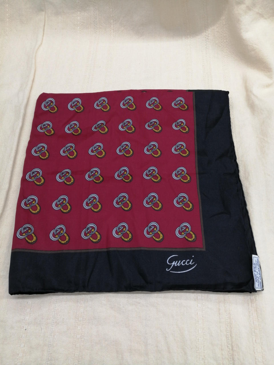 たたみシワあります