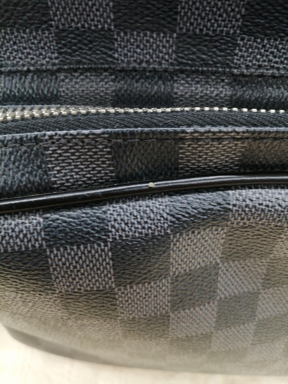 キズがあります