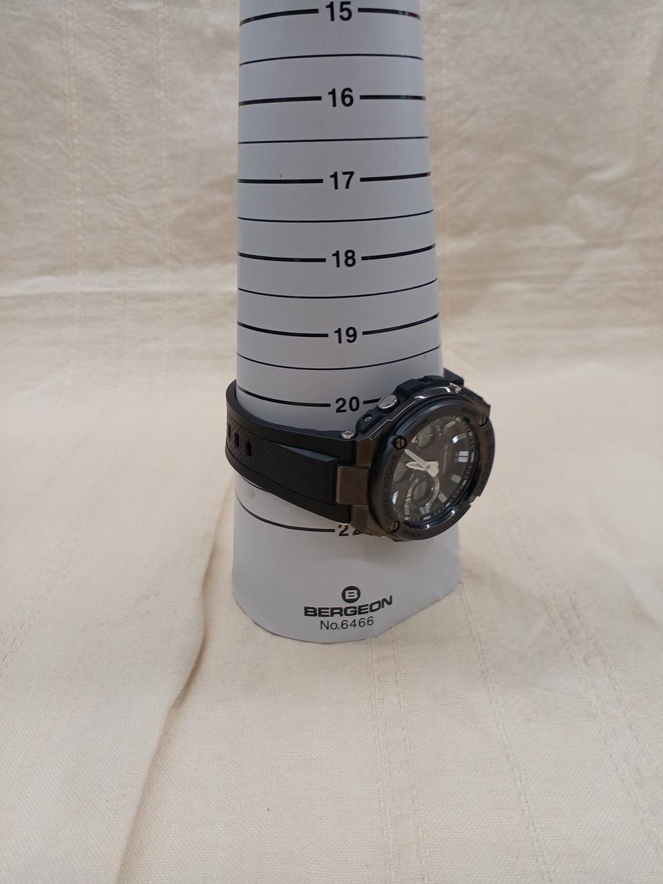 腕幅12cm～21cmです