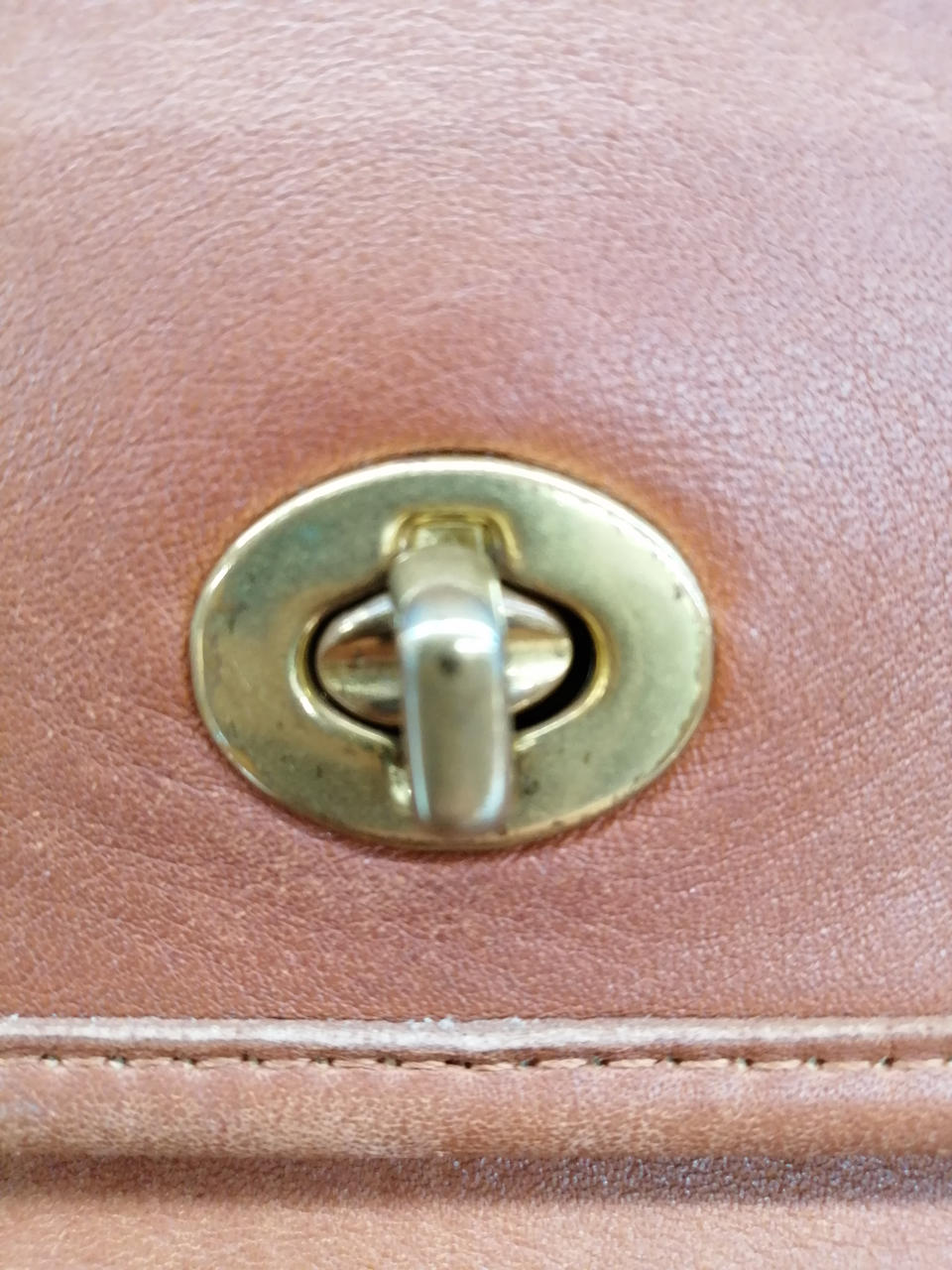 金具サビ汚れあり