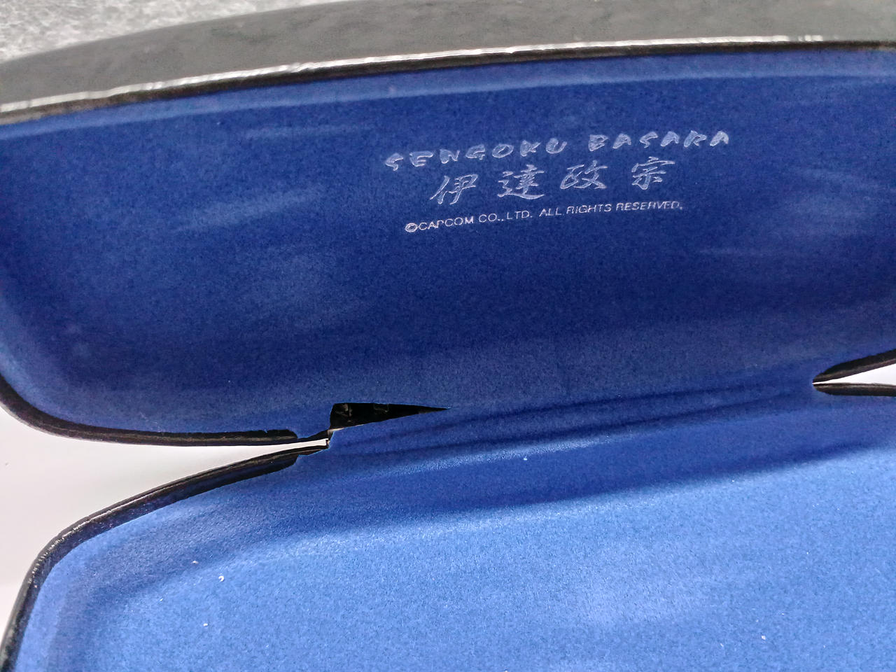 よごれ、傷みあり