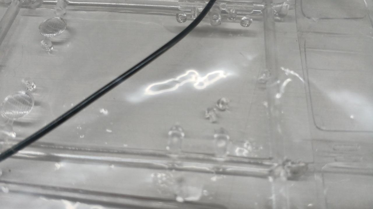 ランナーから外れてるパーツあり