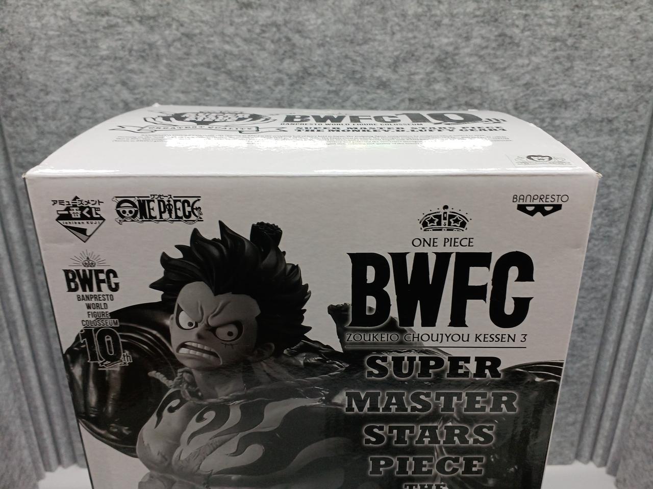 へこみ数ヶ所あり