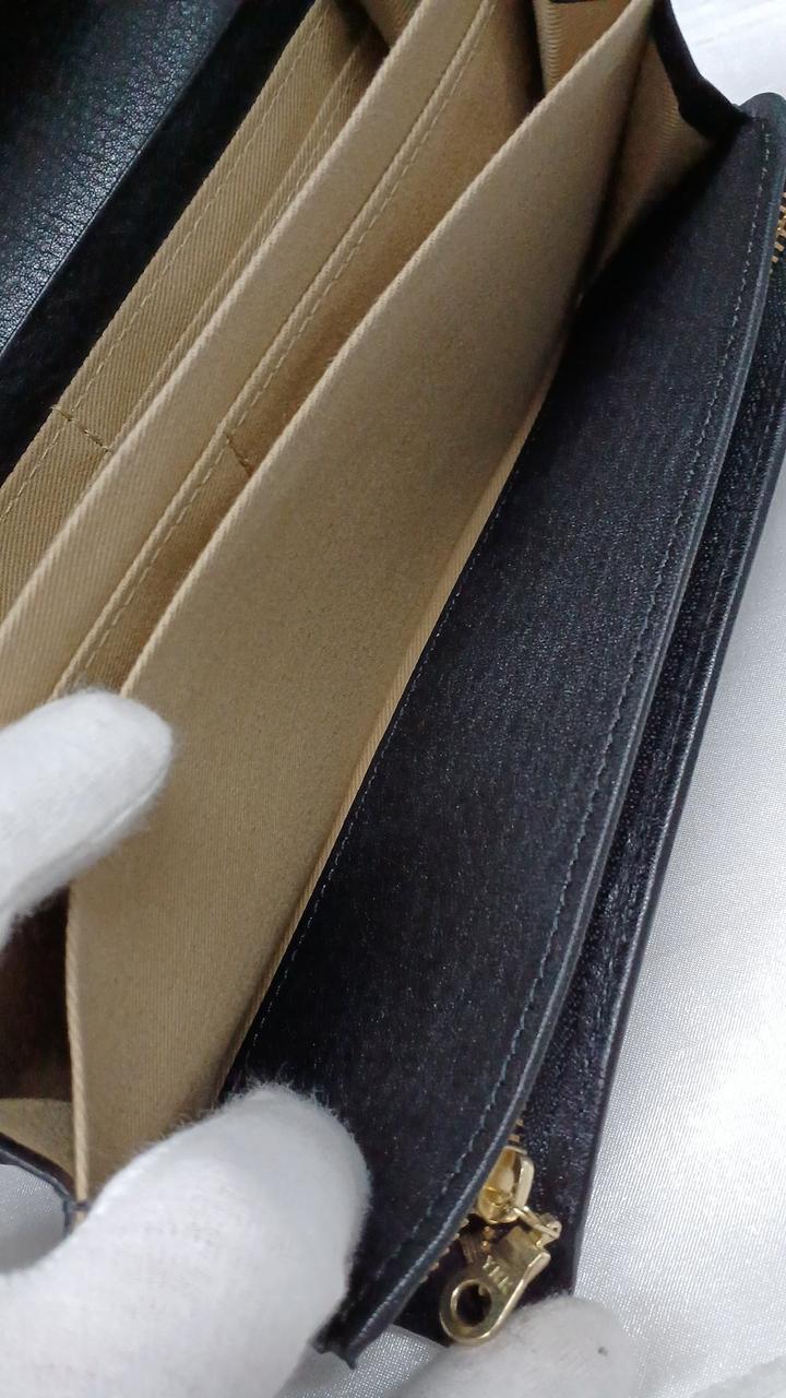 スレ傷、色褪せ有