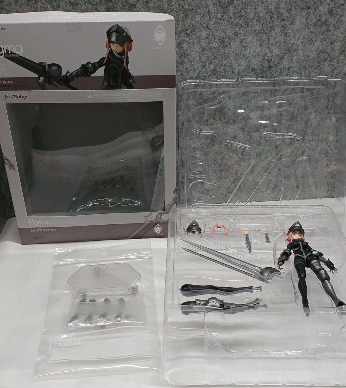 開封品
目立ったキズや汚れ無し