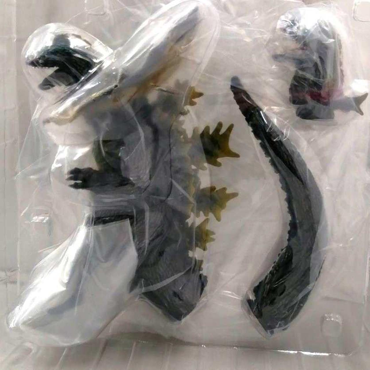 2000イリサワ 怪獣郷 イカルス ウルトラファイト畜光カラーWF限定 未