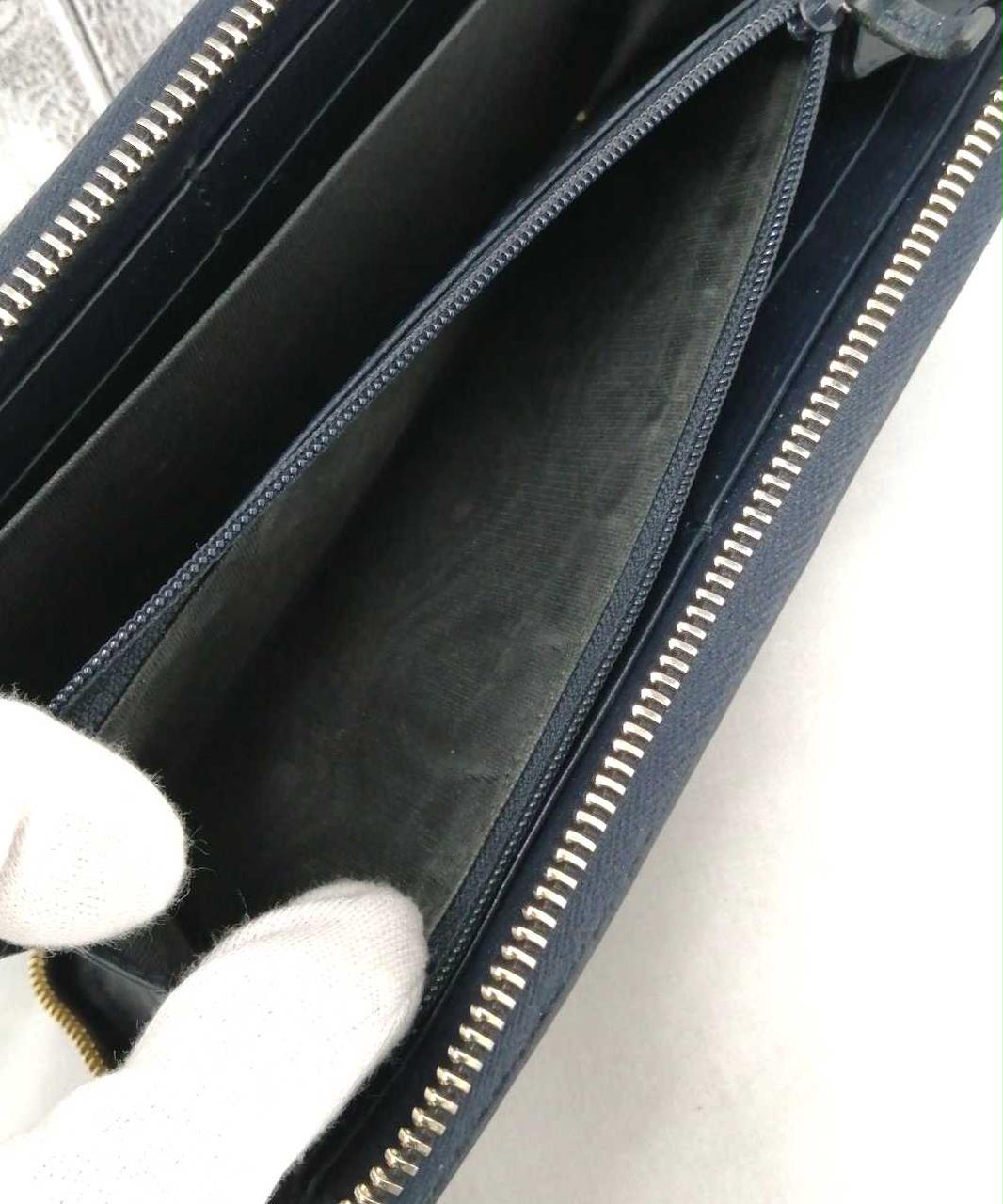 コインケース汚れ