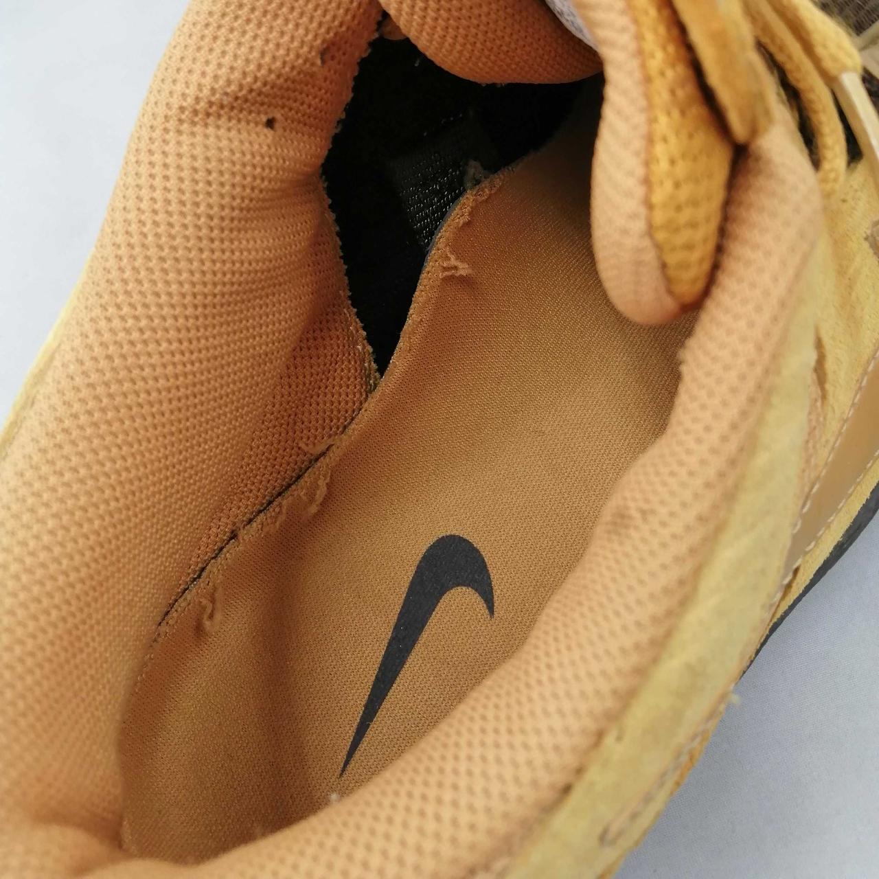 インソールほつれあります