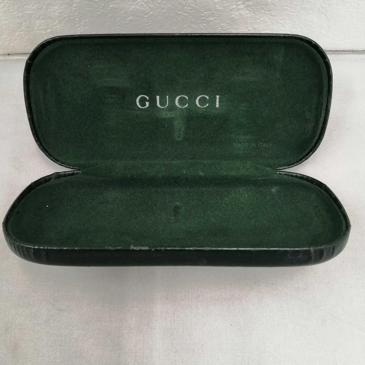 ケースかなりの劣化あります。