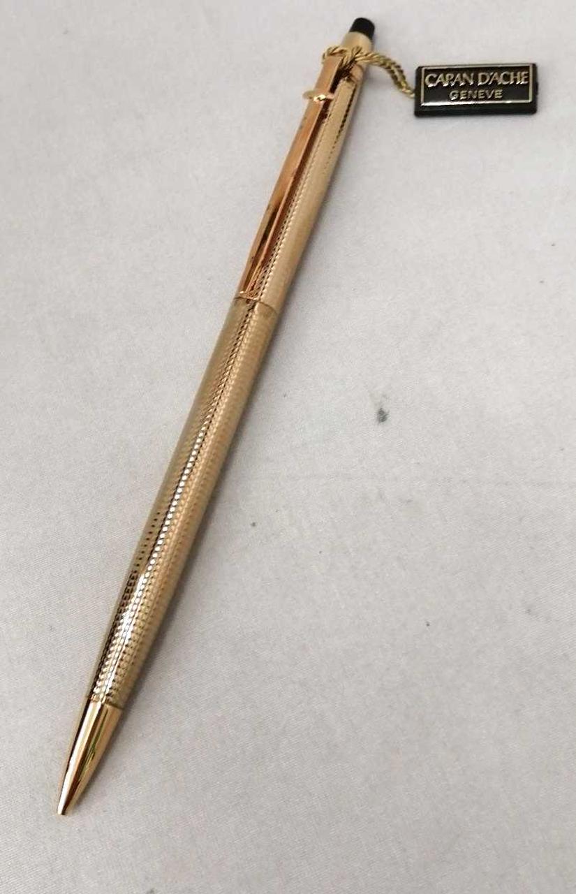 シャープペンシル