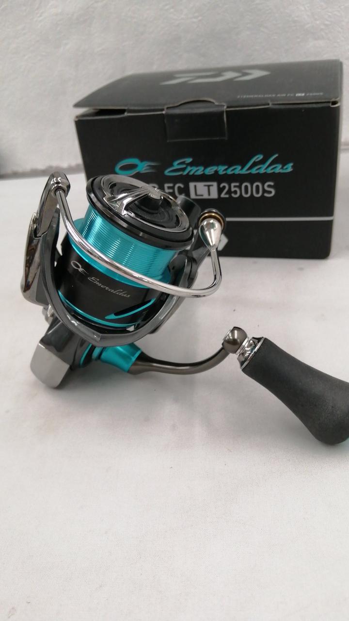 DAIWA - ダイワ21 エメラルダス エア FC LT2500S新品未使用 DAIWA（釣り） ダイワ 21エメラルダス AIR FC LT2500S-DH