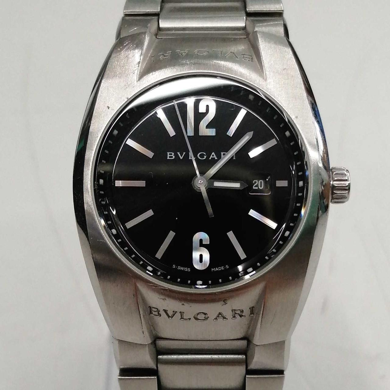 ケース左側に擦りキズあります。