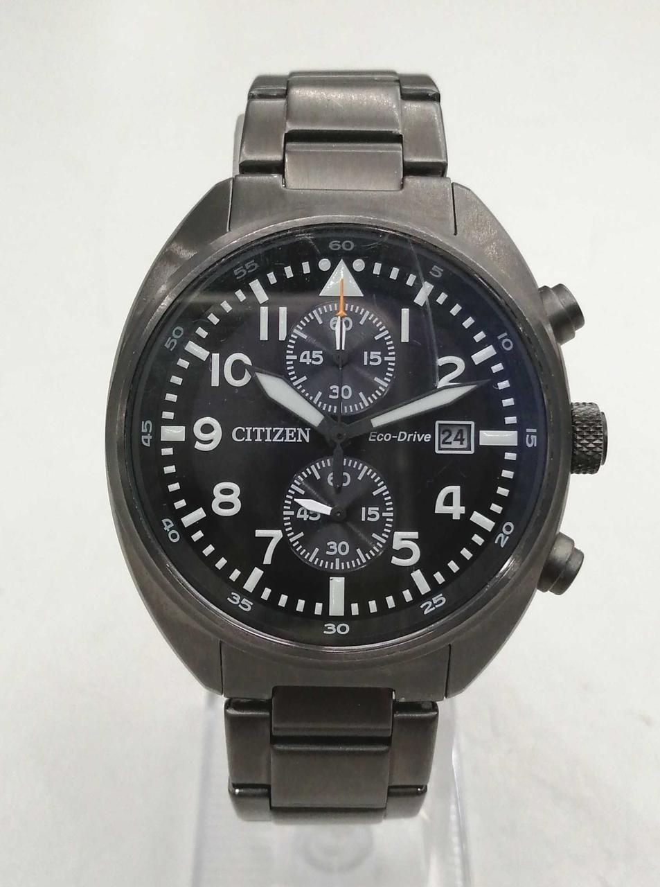 風防1〜2時付近目立つキズあります。