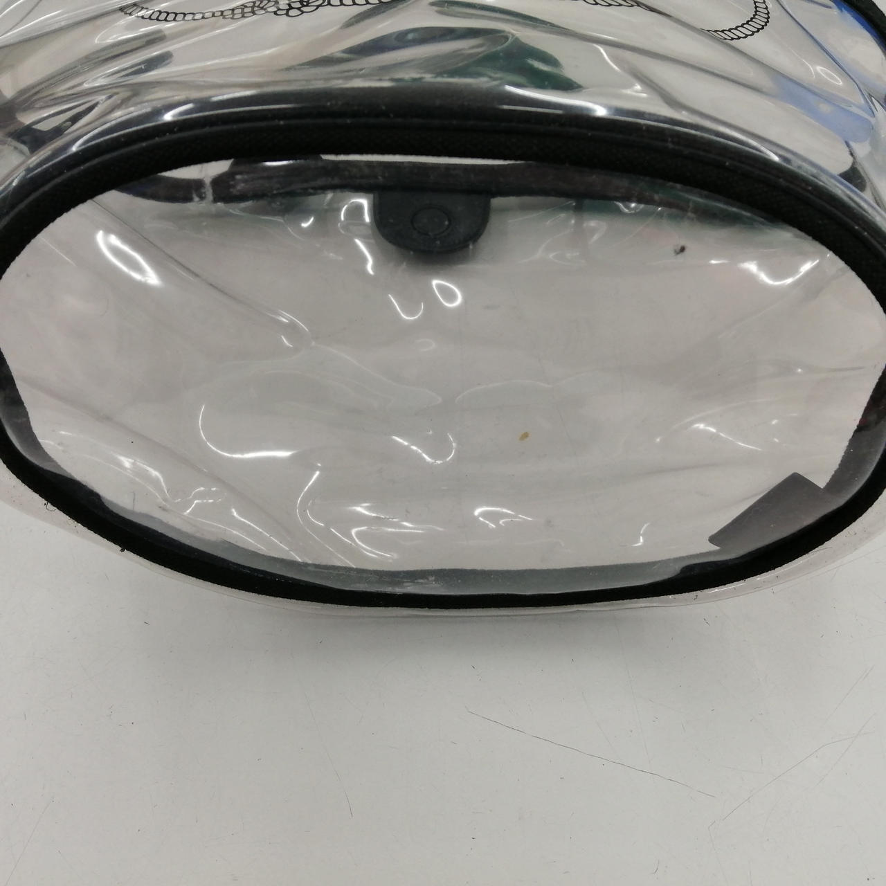 裏面キズ汚れ多め