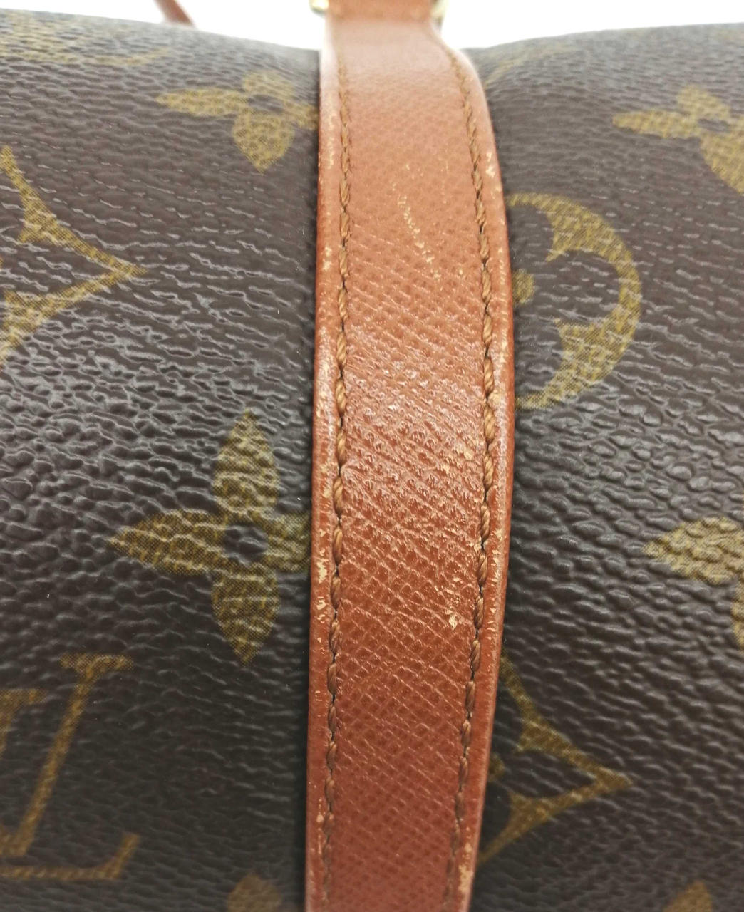 傷があります。