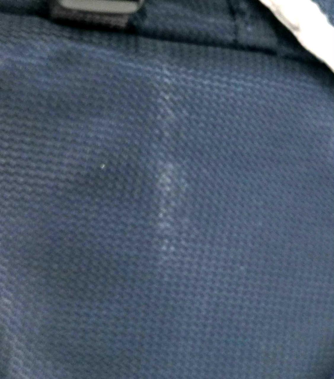 汚れがございます。