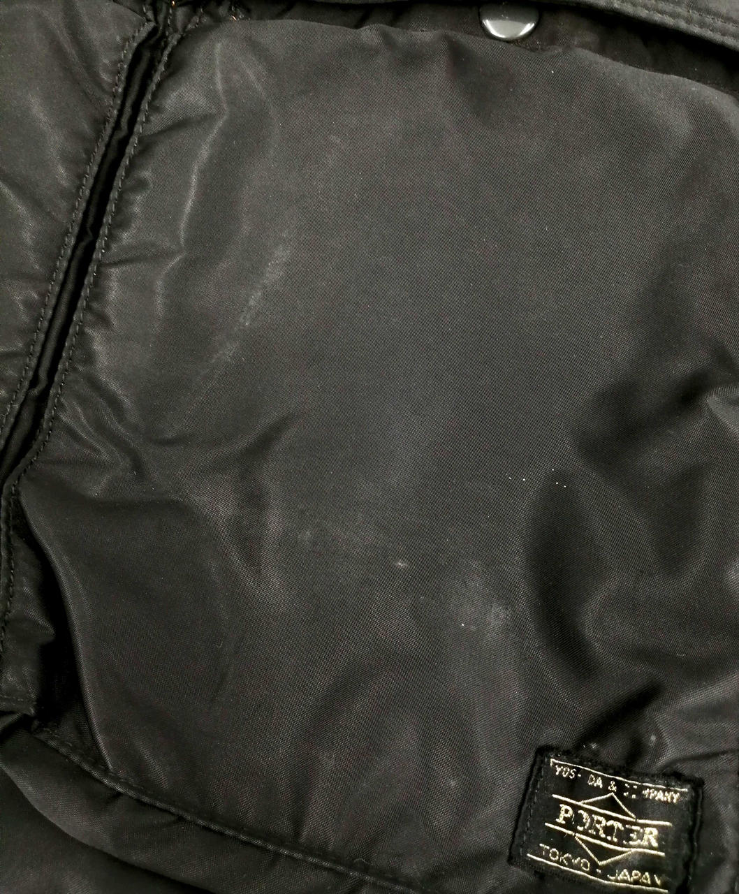 汚れがございます。