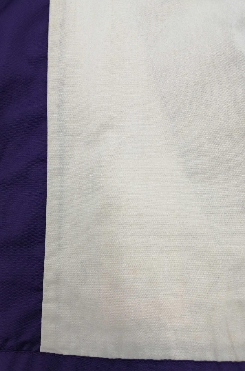 薄く細かいシミあります