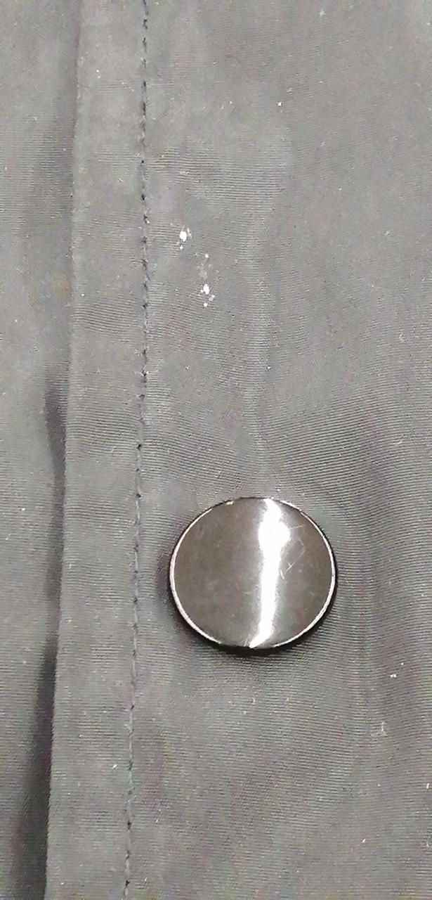 白い点の汚れあります