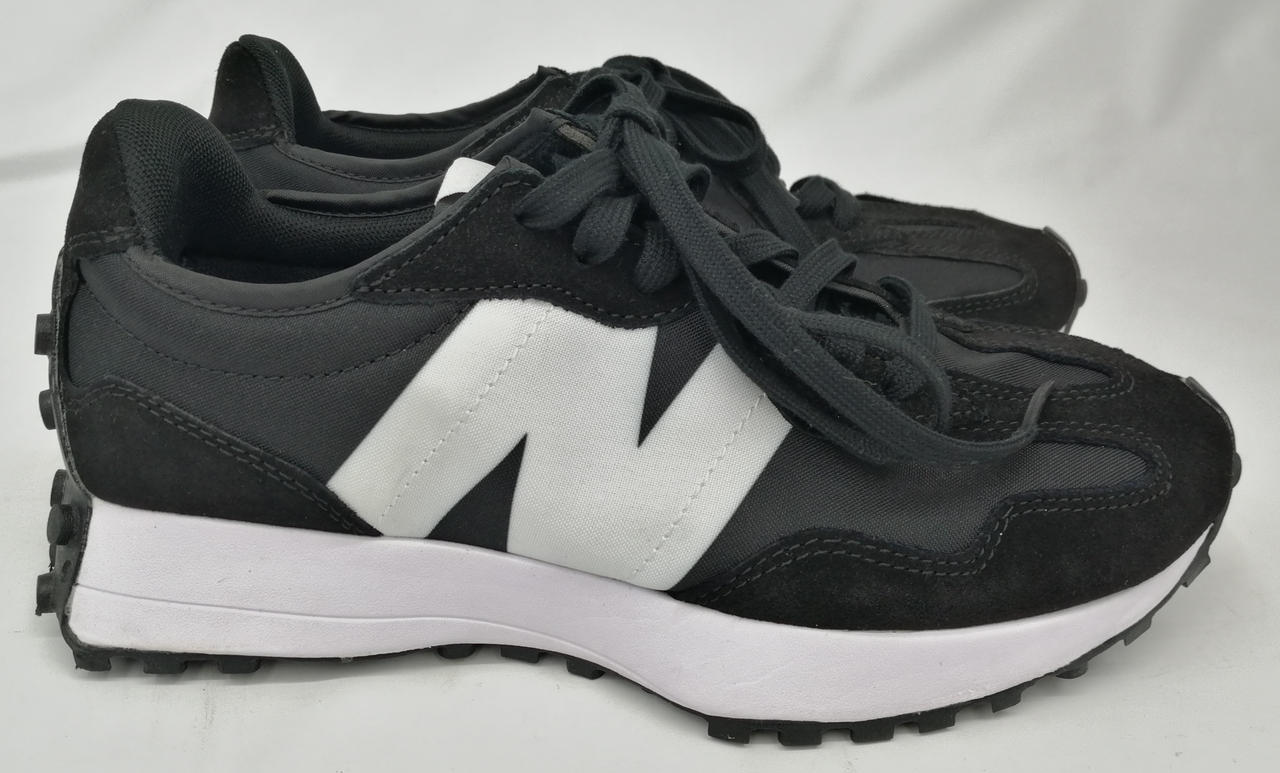再再再値下げ新品　ニューバランス　ワンピース0 黒ブラック　定価16500円 ニューバランス New Balance レディース ワンピース