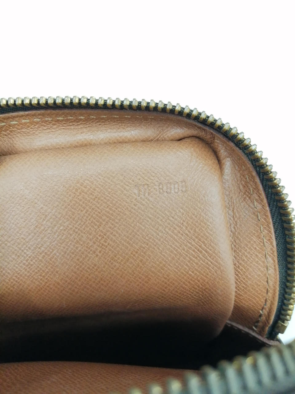 TH8809