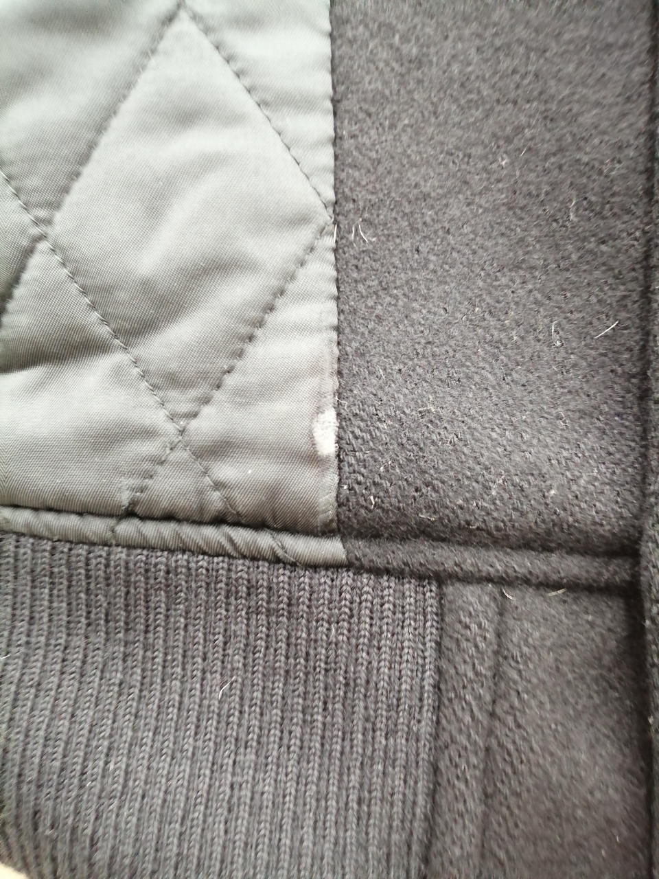 擦り切れ箇所あります