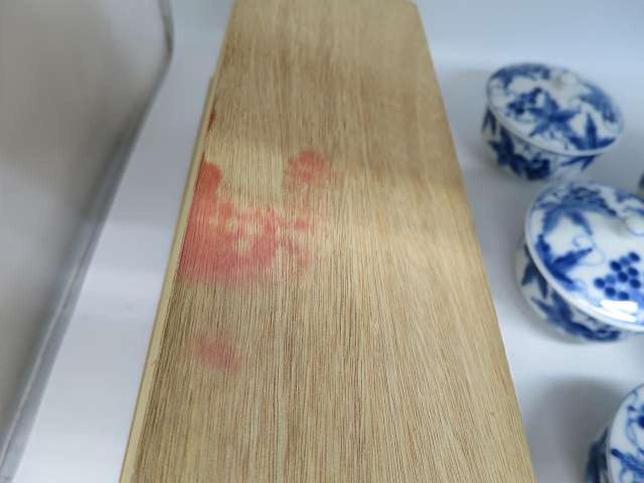 箱に汚れあります。