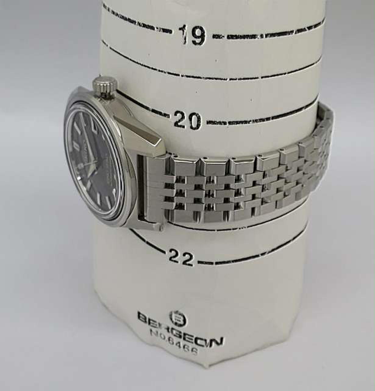 リストサイズ：約２１ｃｍ