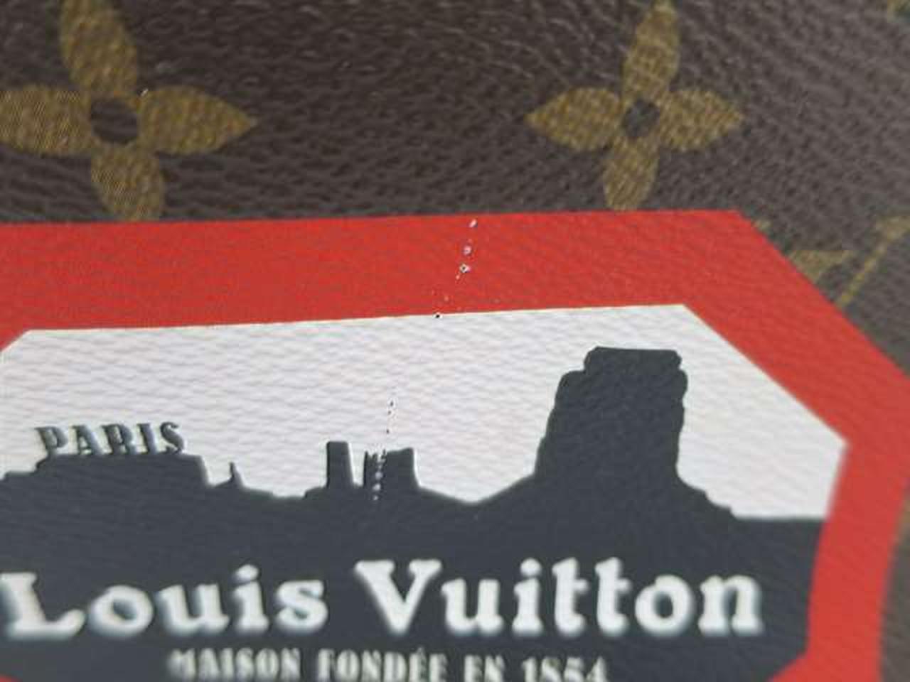 小さいキズあります。