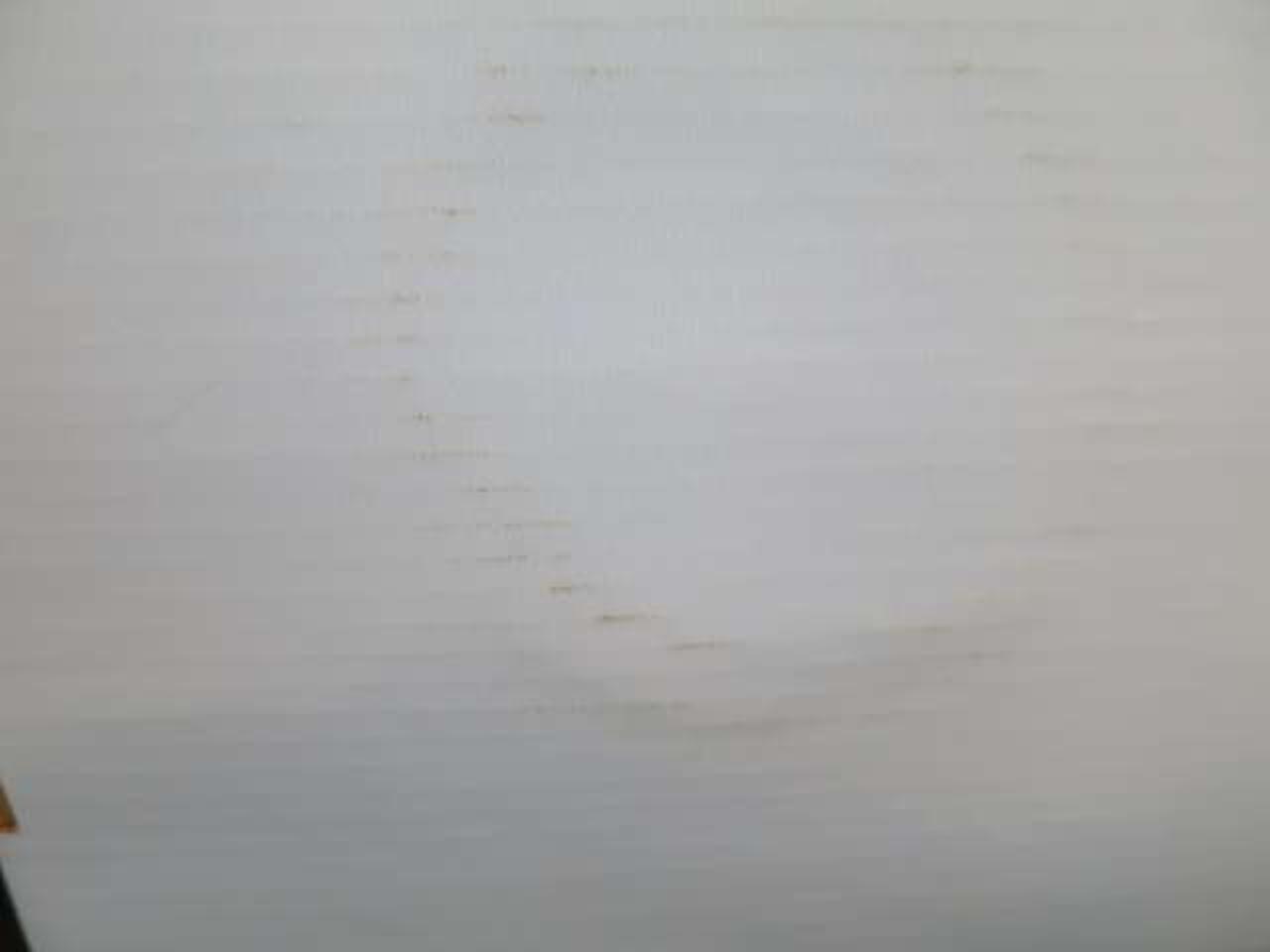 箱に汚れあります。