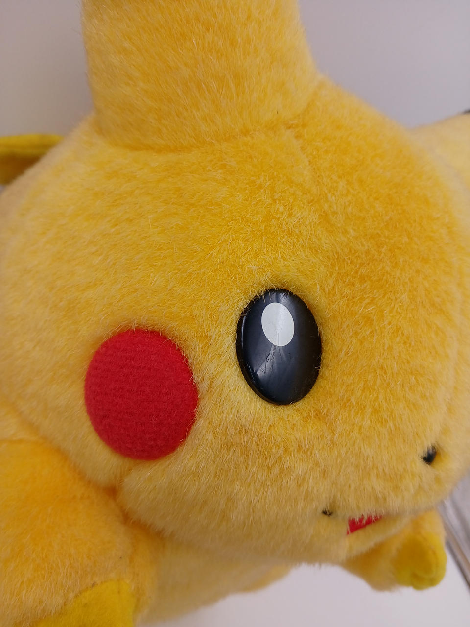 目がへこんでいます