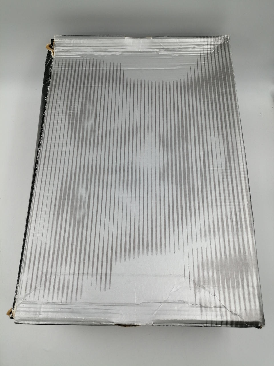 へこみ破れあり