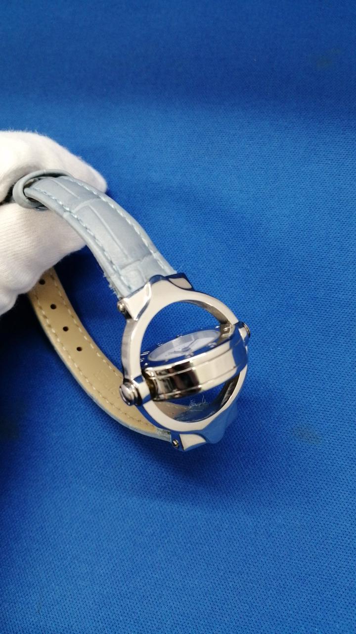 面がくるくる回ります