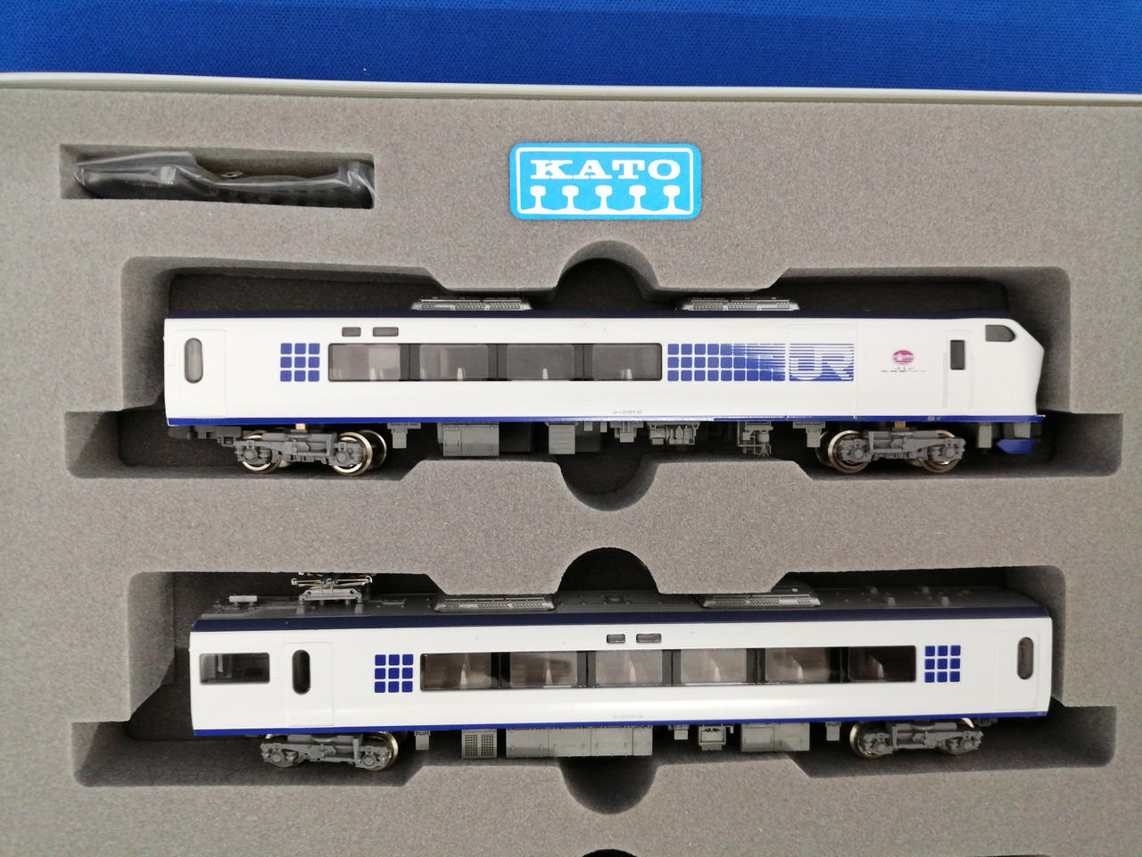 KATO 281系[はるか] Nゲ-ジ 美品 Amazon | KATO Nゲージ 281系 はるか 6両セット 10-385 鉄道模型 電車