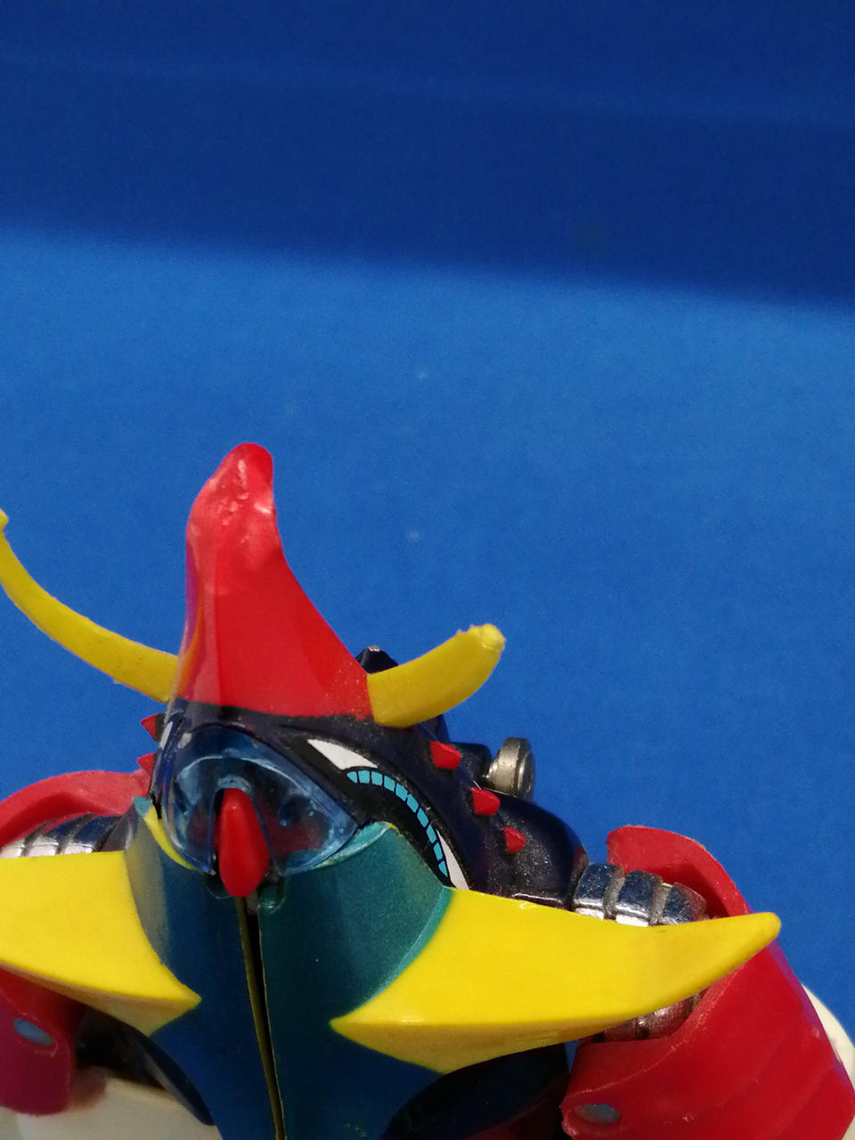 片方折れてます