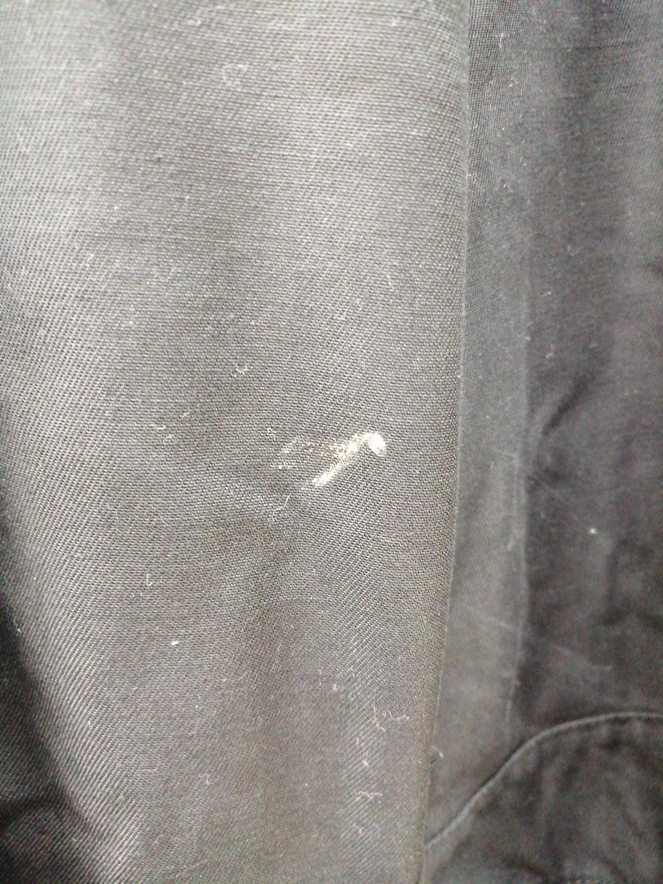 右内腿汚れ有り