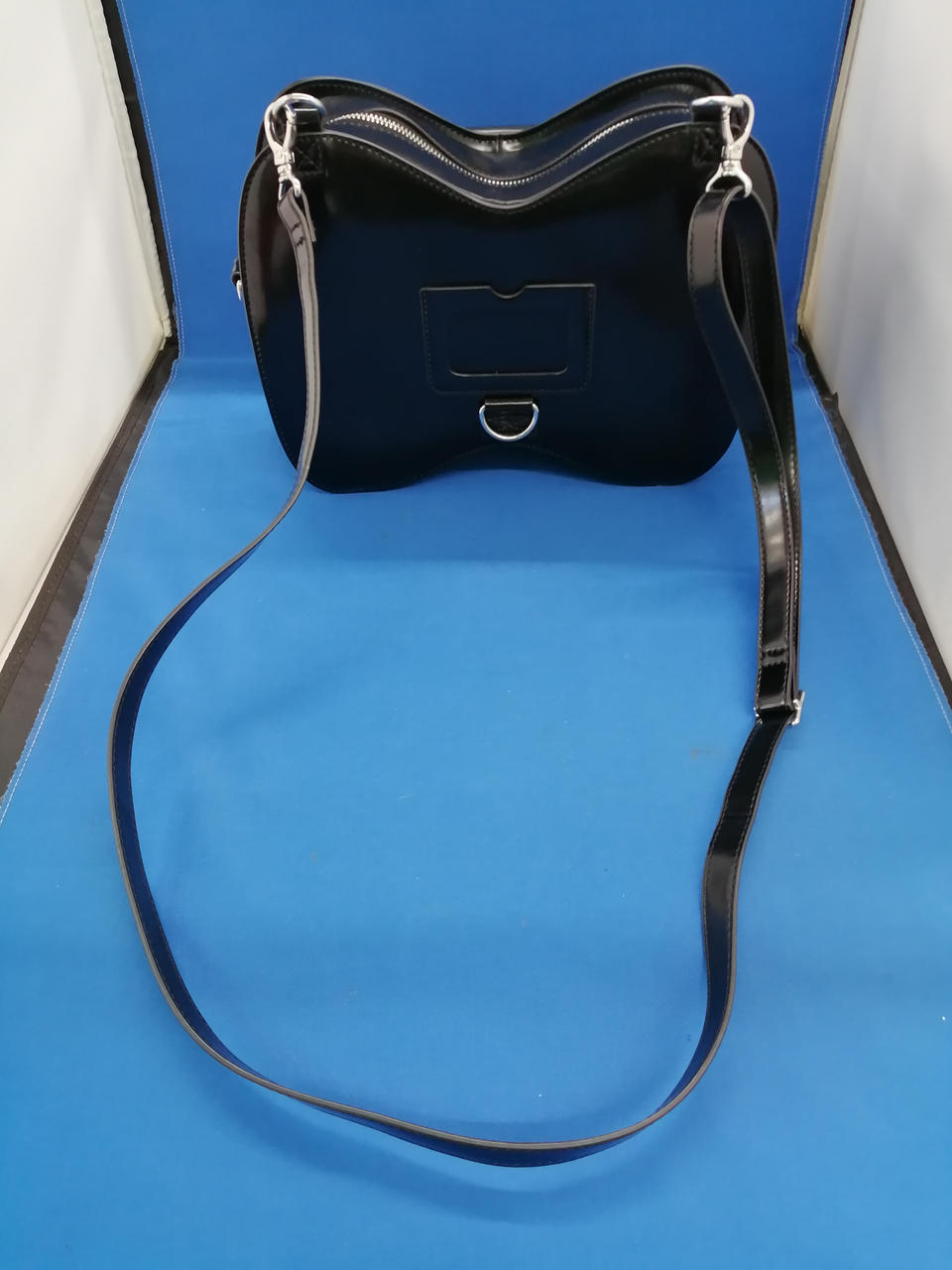 ショルダー付き